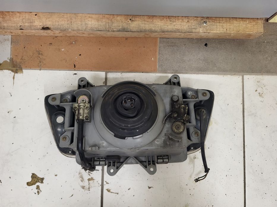 Lampa reflektor honda goldwing 1200 gl 1200