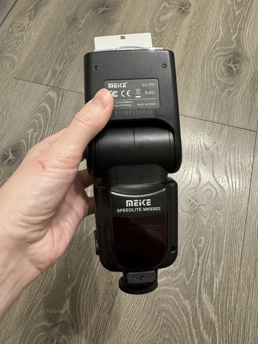 Вспышка meike 930 ll