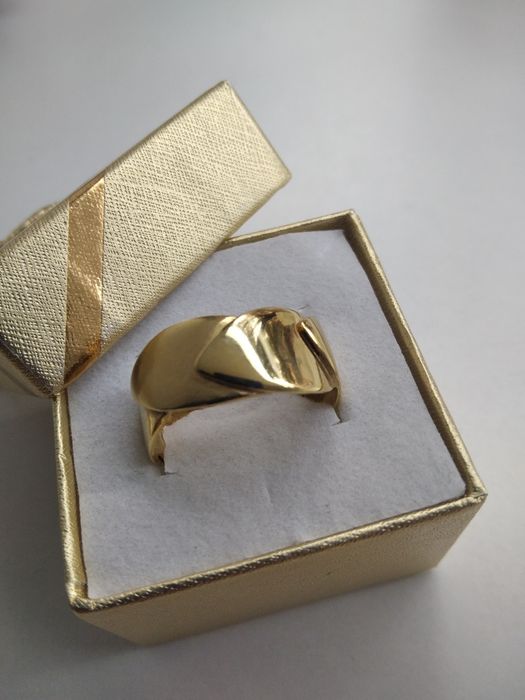 Złoty ciekawy pierścionek złoto 333 rozm.16   65