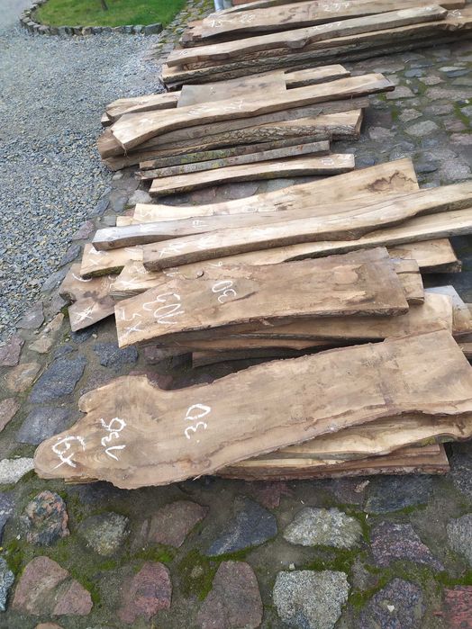 Suchy orzech foszty, blaty deski i inne