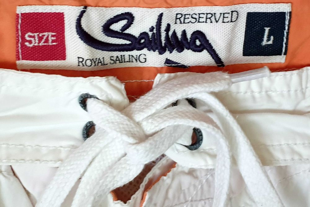 Spodenki krótkie Reserved - rozmiar L