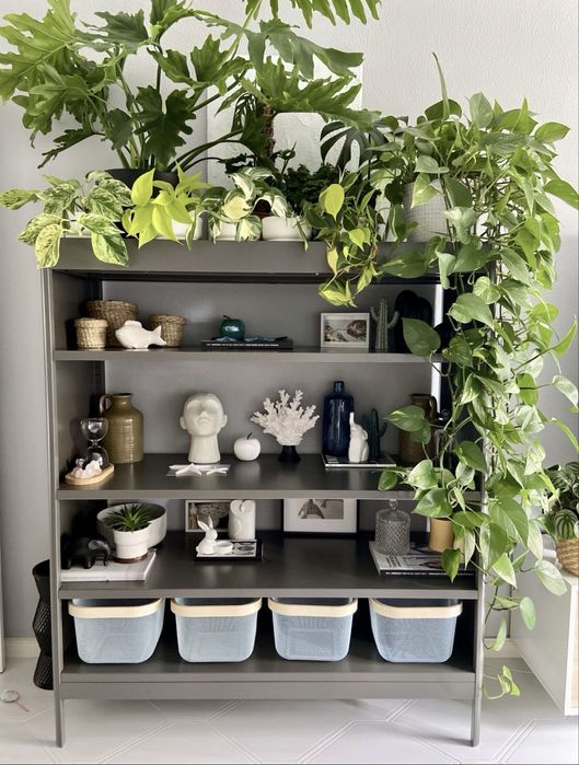 Ikea: Estante (descontinuada), em aço, cinza escuro | 120x45x140cm