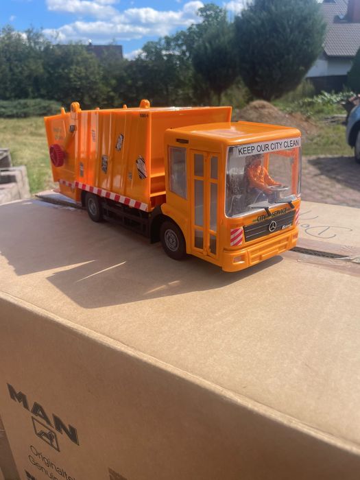 Zestaw zabawek Playmobil oraz Bruder
