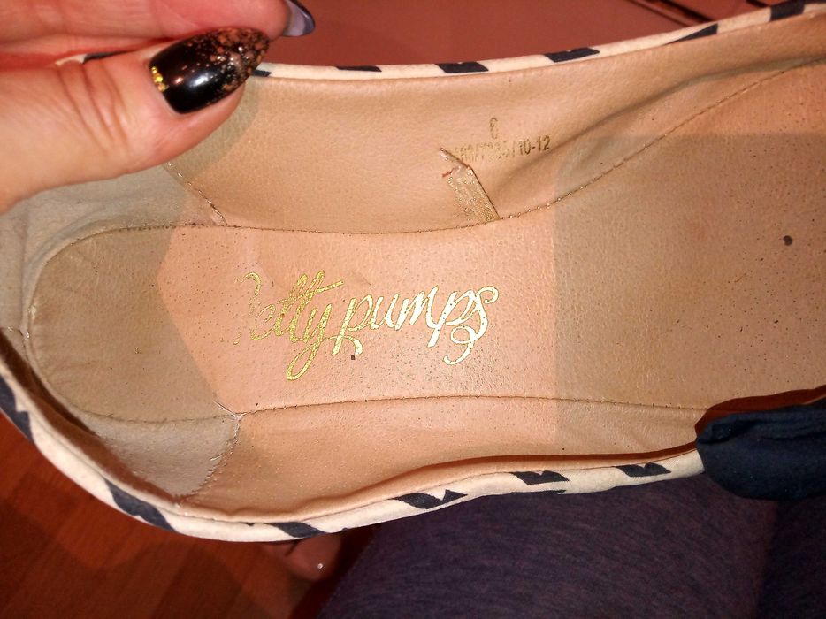 marynarskie balerinki z kokardką