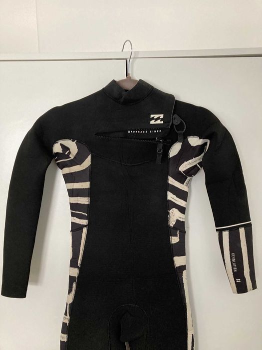 Fato Surf 4/3 BILLABONG Revolution 12 - 147/155cm - 36/43kg como NOVO