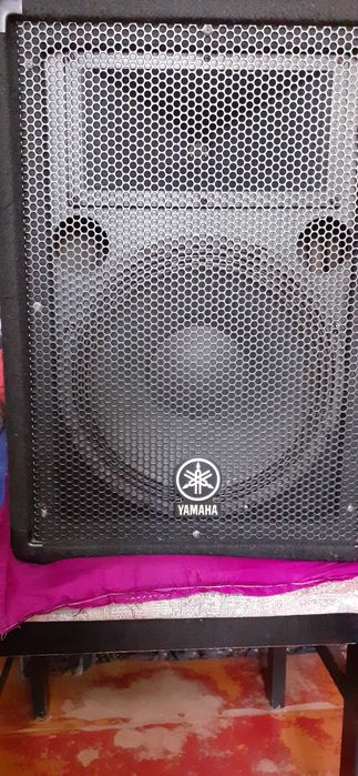 KOLUMNY YAMAHA BR12  300W