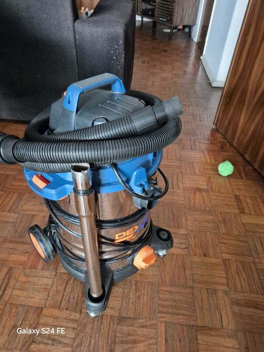 Aspirador de pó profissional