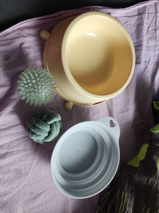 Zestaw do psa miski + zabawki