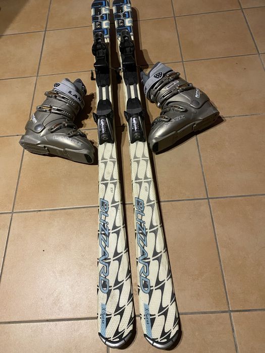 Narty zjazdowe i buty