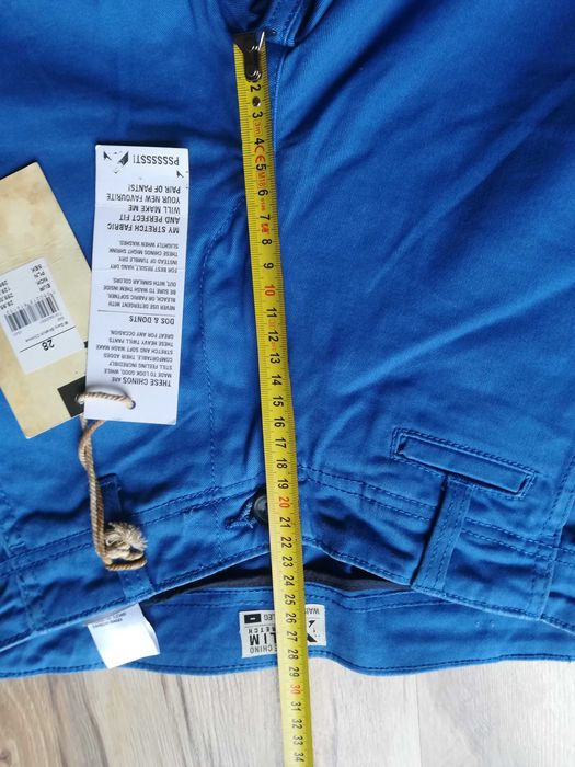 Niebieskie spodnie jeansy slim, rozmiar 28
