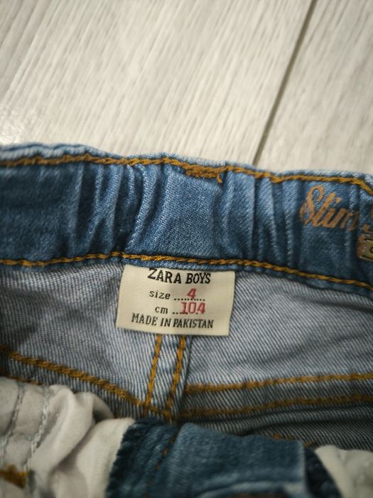 Spodnie jeansowe Zara 104 jeansy