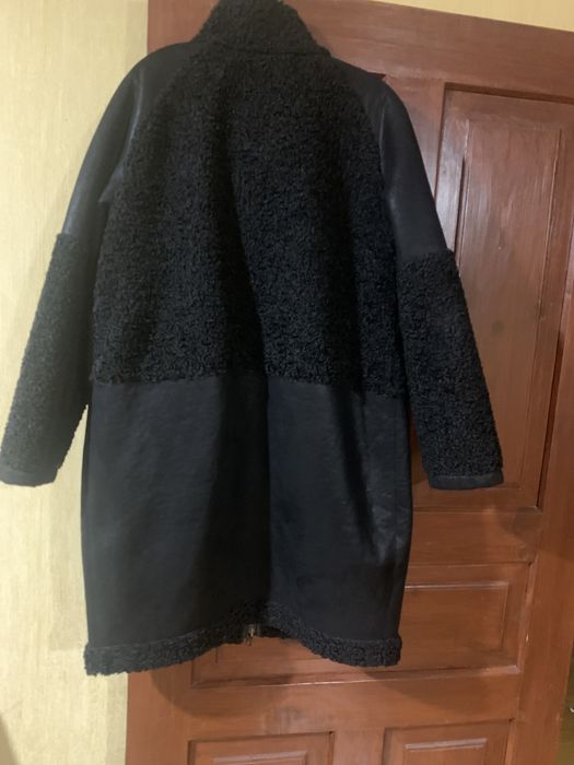 Жіноче стильне двосторонне пальто з штучного каракуля. Італія. Xl