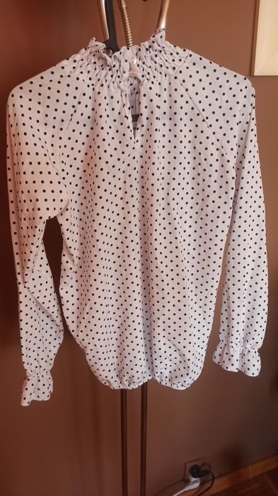 Bluzka nowa 158 biała w czarne kropki