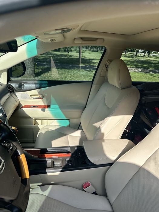 Продам Lexus RX350