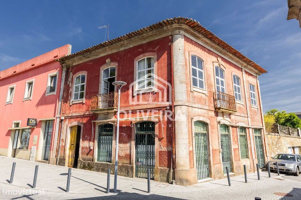 Prédio Centenário com projeto aprovado no centro de Barcelos