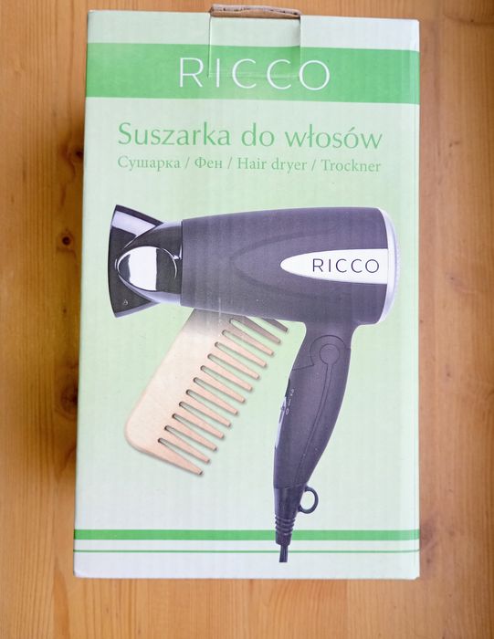 Suszarka do włosów Ricco podróżna na basen