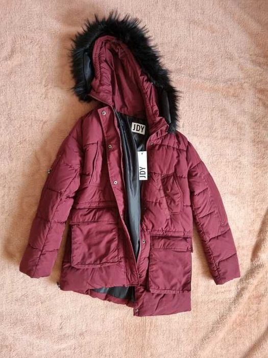 Kurtka zimowa bordowa JDY