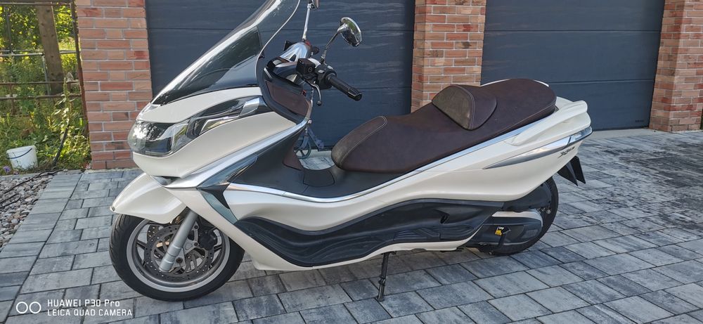Skuter Piaggio X10, mały przebieg