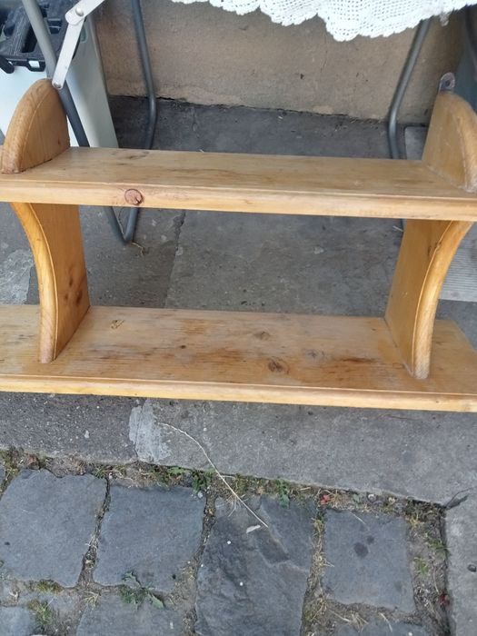 Полиця дерев'яна для книг