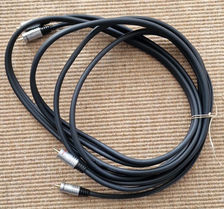 Cabos Video componentes / scart e Audio rca