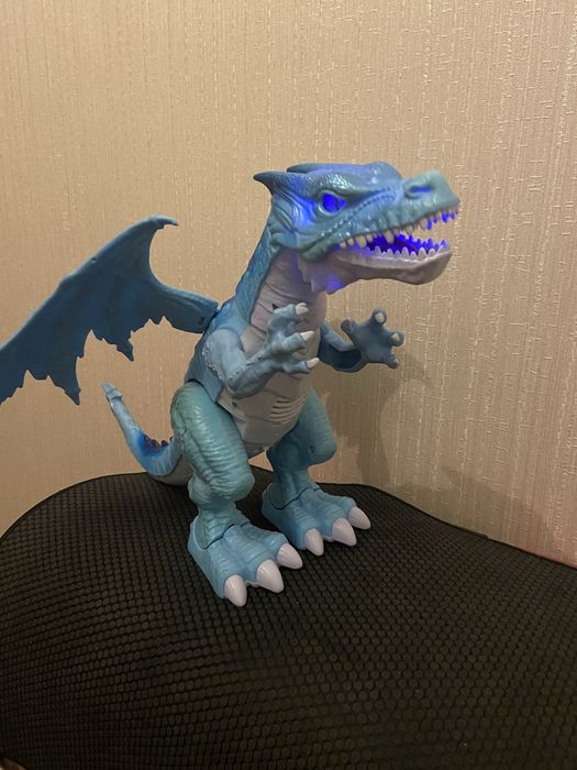 Іграшка “Дракон, що дихає вогнем” (світиться, видає звуки)