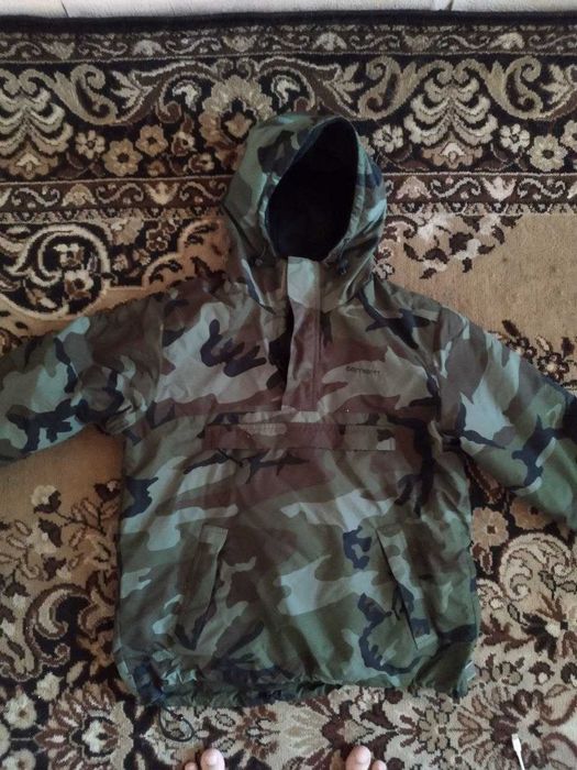 Курточка Carhartt