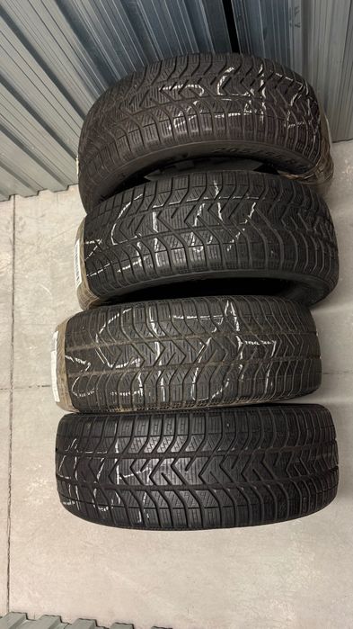 4 felgi całoroczne Pirelli