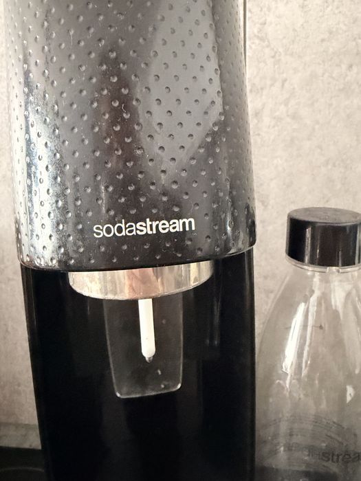Saturator do wody sodastream
