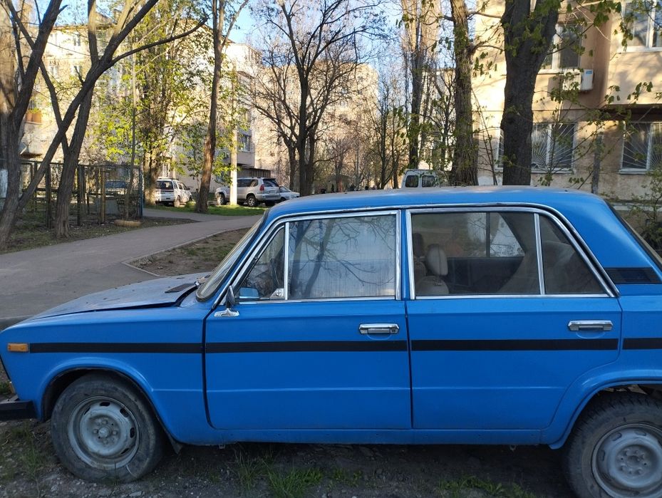 Автомобіль ВАЗ/2106