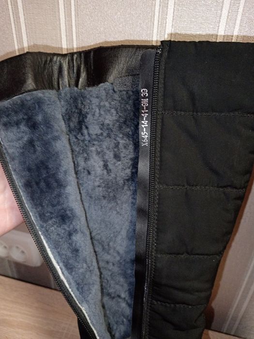 Продам зимові чобітки