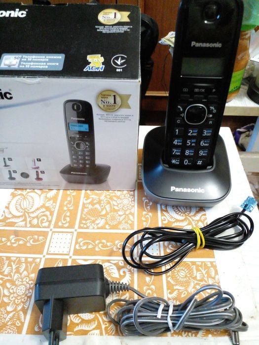 Современный радио телефон Panasonic