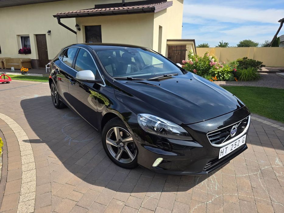 Volvo V40 2.0 D2 R-Design