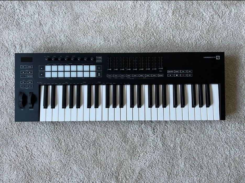 novation launchkey 49 - Купити музичні інструменти - Ціна на OLX.ua