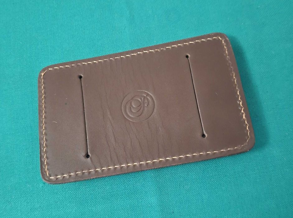Bolsa Cartucheira em couro, para 8 munições de caça grossa, NOVA