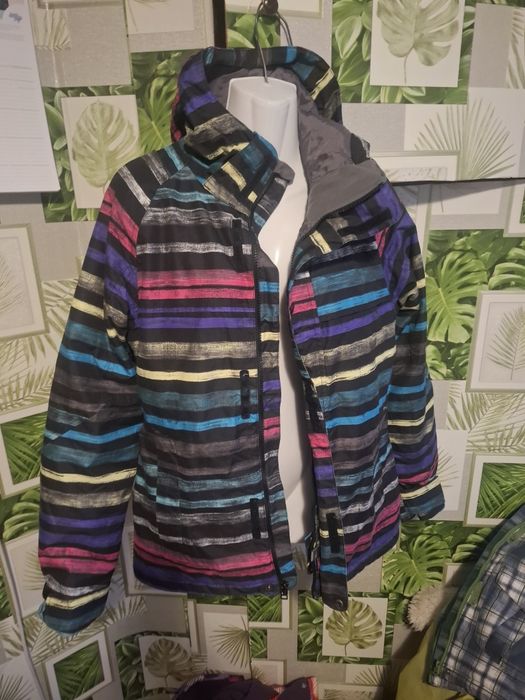 Куртки лижні в ідеальному стані,розмір м