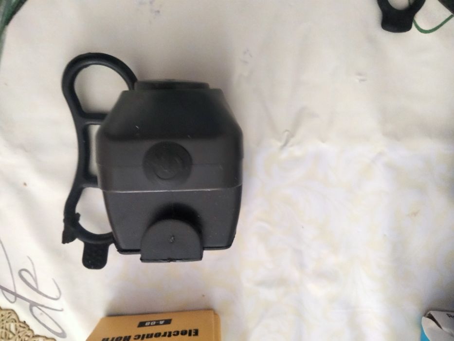 Dzwonek elektryczny rowerowy