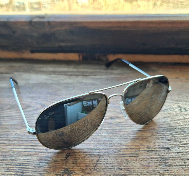 Зеркальные солнцезащитные очки RayBan