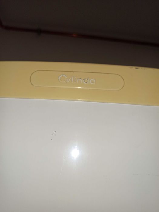 Zamrażarka stojąca półkowa