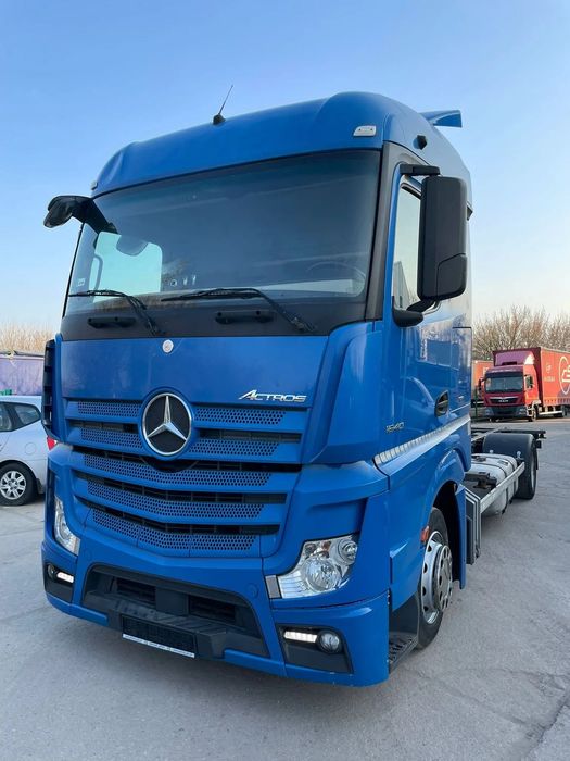 Mercedes-Benz