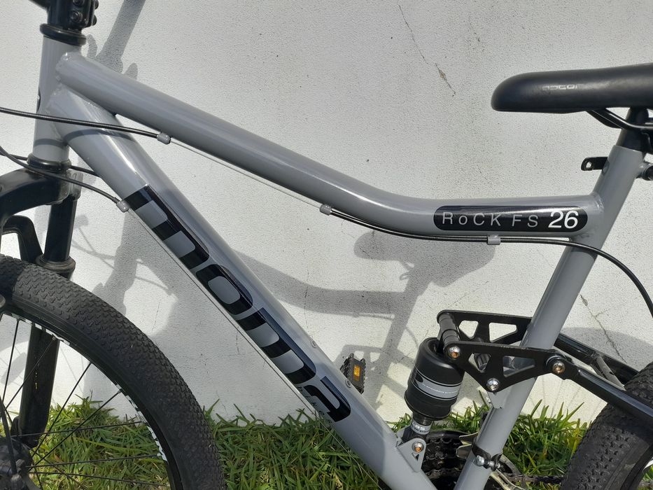 Bicicleta Momabikes 26 Rock FS