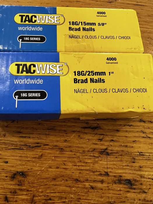 Pack 2 caixas pregos galvanizados Brad Tacwise - NOVO