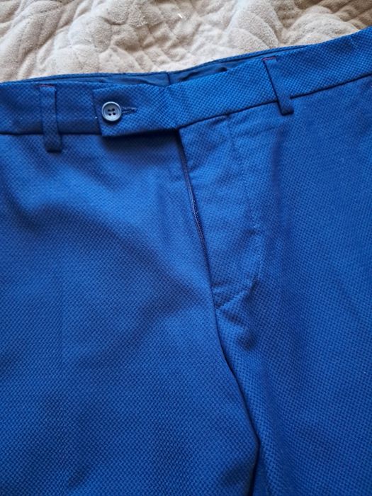 Костюм з краваткою