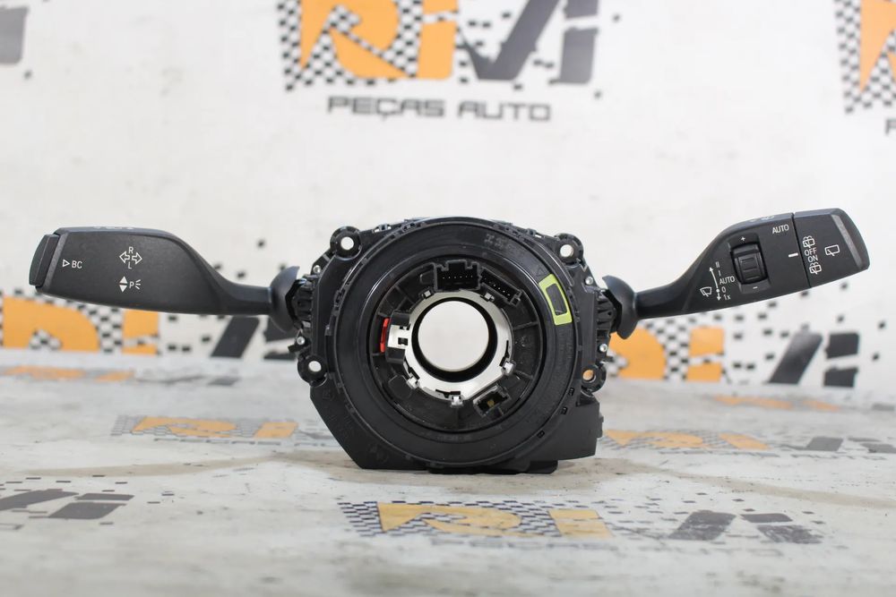 Conjunto / manetes de luzes e limpa vidros BMW 1 (F20)