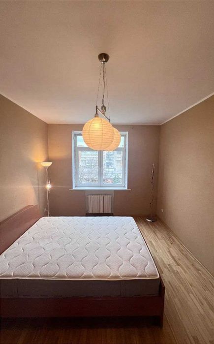 Продам 2к Героев Крут Сталинка Центр Нагорка