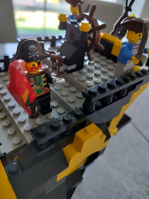 Lego Piraci 6285 Black Seas Barracuda z oryginalnym opakowaniem kompletna