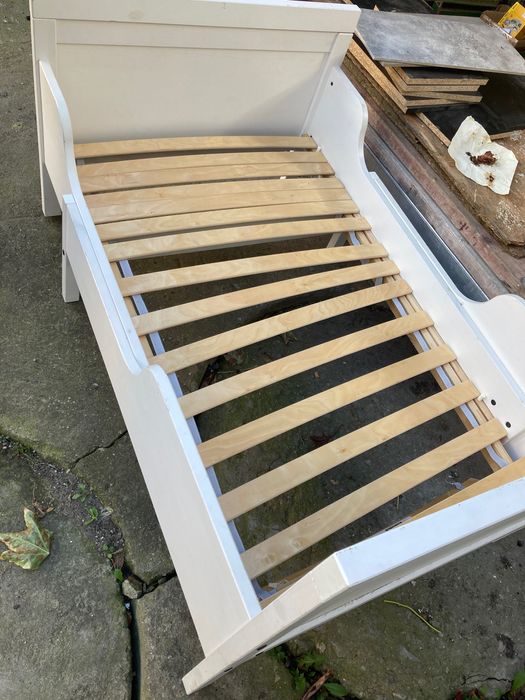 Łóżeczka dla dziecka rosnące Ikea Sundvik