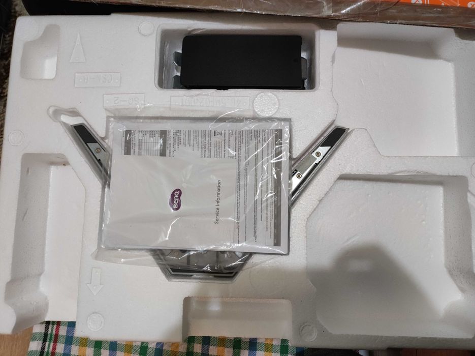 Monitor BenQ Mobiuz EX240N-B, 24" cale, HDR, LED, 165Hz, HDMI, DP