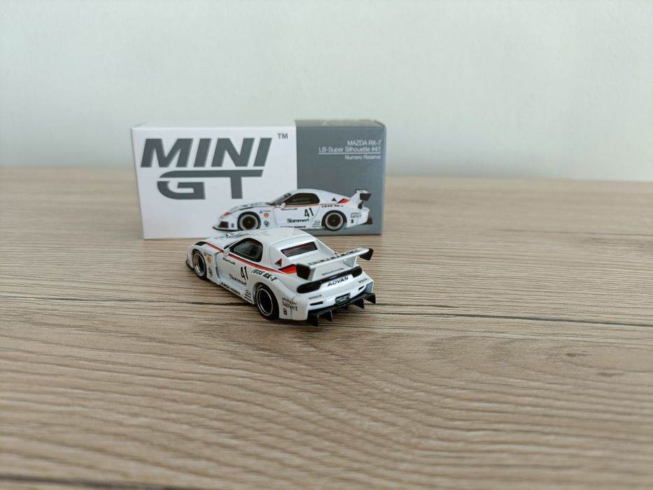 Mini GT Mazda RX 7 LB i Nissan Silvia s15 LB ADVAN