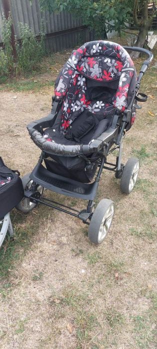 Коляска для ребенка