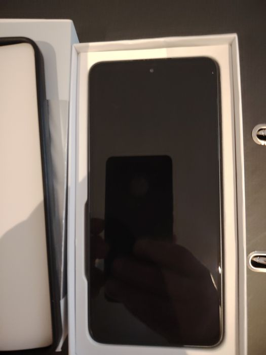 OPPO 13 como novo